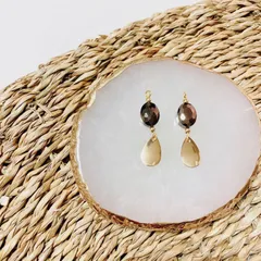 handmademm ダイヤカットオーバルビーズブラック×ゴールドドロップ