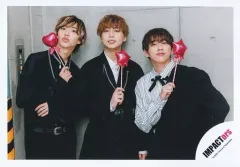 【中古】生写真(ジャニーズ) IMPACTors/基俊介・松井奏・横原悠毅/横型・上半身/IMPACTors ISLAND TV プロフィール写真撮影オフショット 第2弾/公式生写真