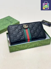 【今日特価】Gucci グッチ シングルジッパーハンドウォレットシリーズ 頭層牛皮プレス柄を採用し質感に優れる