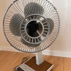 東芝　電気扇 ヴィンテージ メタルFAN 扇風機　ジャンク 東芝 電気扇 ヴィンテージ メタルFAN 扇風機 ジャンク - メルカリ