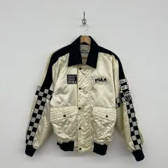 2025年最新】piaa ブルゾンの人気アイテム - メルカリ