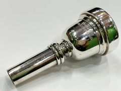 Item thumbnail for item 706dcfdc-7da8-4223-a639-37b209a3c40d