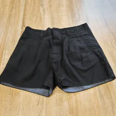 DIESEL ディーゼル　ショートパンツ　ブラック　23サイズ。