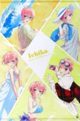 【中古】タペストリー 中野一花 B2キャラ別タペストリー ＜FIVE Memories 2025＞ 「五等分の花嫁* ～FIVE Memories 2025～ きゃらっとくじmini 缶バッジVer.」 大あたり景品