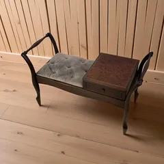 猫脚 maruni オールドマルニ木工 ベルサイユシリーズ テレフォンベンチ maruni(マルニ木工)地中海シリーズ テレフォンベンチです