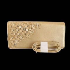 ANTEPRIMA アンテプリマ 長財布 ショルダー紐付き シャンパン 花 ANTEPRIMA アンテプリマ 長財布 ショルダー紐付き シャンパン 花