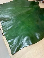 00169 フランスショルダー　ヌメ革
