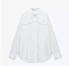 極美品ZARA(ザラ)スタッズ付きホワイトシャツブラウス
