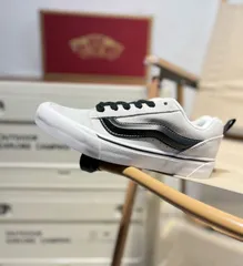 2024年最新】vans knu skoolの人気アイテム - メルカリ