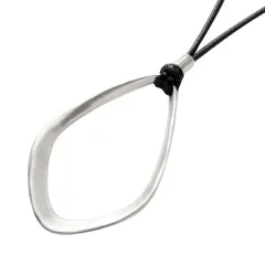 【D：シルバー×ワンサイズ】[Cream dot. クリームドット公式] ネックレス レディース  金属アレルギー ニッケルフリー ロング 大ぶり レザーコード オーバル 変形 メタル 歪 puレザー 大人 上品 エレガント カジュアル シンプル 