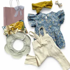 [mic.an] 出産祝い 女の子 ベビー服 70 セット スタイ ロンパース ラッピング 手提げ袋付き ミックアン (white, 70) [ホワイト] [70]