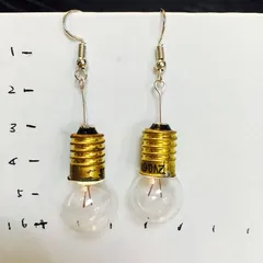 本物電球ピアス(金軸)
