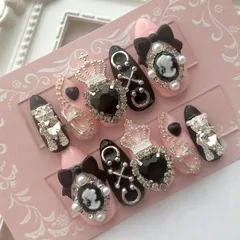 ネイルチップ 量産型 地雷 サブカル ピンク ブラック リボン ピアス ハート