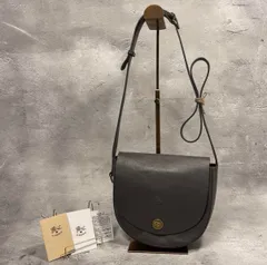 【コンパクト＆上品】IL BISONTE 本革ショルダーバッグ　グレー✨255