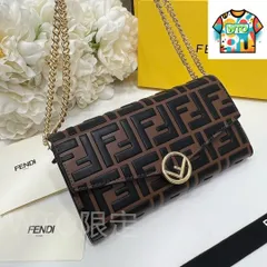 【今日特価】Fendi フェンディ シリーズ ウォレット ショルダー可能と高級レザー仕様-WTO輸入2