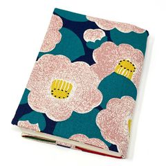 布ブックカバー 椿の花 文庫本サイズ リバーシブル ハンドメイド B002