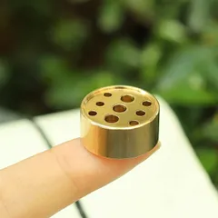 新品 Forahome お香立て 真鍮 円筒形 ミニお線香立て 可愛い お線香立て お墓用 仏壇用線香立て 耐久性 線香立て 使いやすい コンパクト 持ち運び便利 瞑想 書斎 ヨガ館用 (ゴールド)