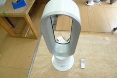 dyson/ダイソン　家庭用　セラミックファンヒーター　冷温扇風機/羽なし扇風機　AM05 am05 管理p0512