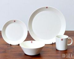 新品 イッタラ ティーマ ホワイト 4点セット（プレート26cm/プレート17cm/ボウル15cm/マグカップ300ml） 耐熱 電子レンジ対応 マグ お皿