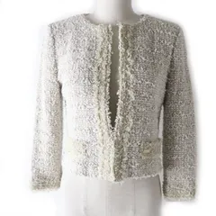 極美品☆正規品 FOXEY フォクシー 33772 ロゴシェルプレート付 ノーカラー リボンツイード ジャケット アイボリー 40 レディース 日本製のサムネイル