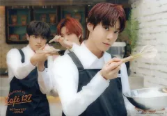 【中古】キャラカード ユウタ＆ドヨン＆テヨン(NCT 127) ランダムクリアフォトカード C 「NCTzen 127-JAPAN presents “Cafe 127”」