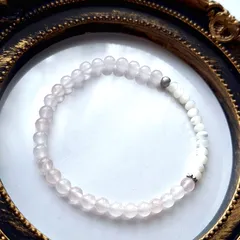 ［再販］ローズクォーツとマザーオブパールのゴムブレスレット　天然石