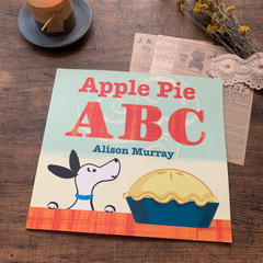 洋書　絵本　アルファベット絵本『Apple Pie ABC』　Alison Murray