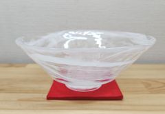 【逢絢亭・新品】茶道具 茶碗 平茶碗 義山 雲海の図 工芸ガラス 冷茶用の平茶碗 東太武朗 紙箱入り