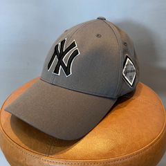 MLB MAJOR LEAGUE BASEBALL メジャーリーグ ベースボール Yankees ヤンキース キャップ 帽子 グレー 灰 フリーサイズ 56〜59cm