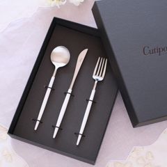 Cutipolのスプーン2本とフォーク2本 - メルカリ