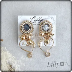 #729 ハンドメイド/ハート/ビーズ刺繍/アンティーク/大ぶりピアスイヤリング