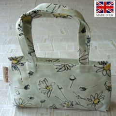 ミニバッグ　小物入れ ワンちゃんお散歩 アメニティポーチ Cutesie Bag 手提げかばん Hot Paws ＆ Trogg (Paw-11) Made in UK イギリス直輸入