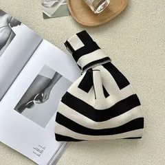 ニットバッグ ニット 手提バッグ 軽量バッグ ミ二カバン お出かけ鞄 折り畳み 持ち運び エコバッグ　ハンドバッグ　ミニ　黒かばん　柔らかい　軽い　サブバッグ 丈夫 オシャレ かわいい 便利