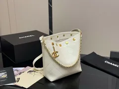 【今日特価】Chanel 24p Hippie Messenger Bag シャネル 24p ヒッピー メッセンジャーバッグ
