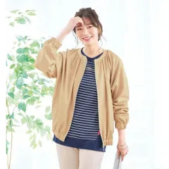 ☆ ベージュ ☆ Mサイズ ☆ 軽く羽織れるギャザー使いノーカラーブルゾン ブルゾン ノーカラー レディ－ス 羽織 羽織り 上着 ジャケット ジャンバー カジュアルジャケット ギャザー ショート丈 ショート 長袖 通勤 通学 カジュアル 無地 シンプル 大人