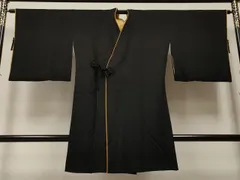 平和屋着物＃道中着　舞花びら地紋　黒地　鬼しぼ縮緬　ロング丈　正絹　逸品　CAAT5669id