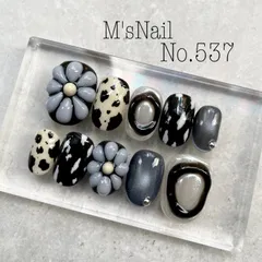 ネイルチップ  青 マグネット 個性派 個性的 Y2k 韓国 アニマル柄