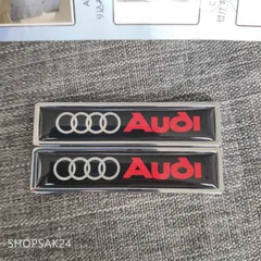 新品 ！高品質！アウディ Audi ロゴ リア サイド トランク エンブレム バッジ シルバー 2枚 メタルステッカー 金属製 両面テープ684