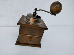 コーヒーミル　KoNo　珈琲サイフォン株式会社