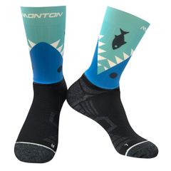 Monton［モントン］サイクリングエアロソックス、自転車用靴下　スポーツソックス［2023 Funnyshark サメ 鮫］ブルー青