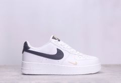 ナイキ Nike  Air Force 1 Low ナイキ エアフォース 1 ロー  スニーカー