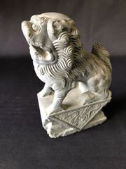 (ヴェル様専用)仏教美術　石像彫刻　天然石　獅子　狛犬　高さ約20cm　骨董