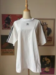 didas Originals 3ストライプ Tシャツ ホワイト × ブラック（ナイロンストレッチ素材）