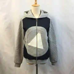 最終値下げ中！早い者勝ち！ CHANEL グレー フード付きパーカー S 最終値下げ中！早い者勝ち！ CHANEL グレー フード付きパーカー