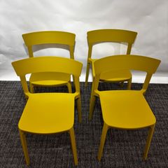 【4脚セット】Calligaris（カリガリス）SKIN（スキン）イエロー　スタッキングチェア