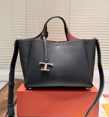極美品】トッズ トートバッグ ロゴ レザー 本革 ブラック 黒色 - メルカリ 極美品】トッズ トートバッグ ロゴ レザー 本革 ブラック 黒色 - メルカリ