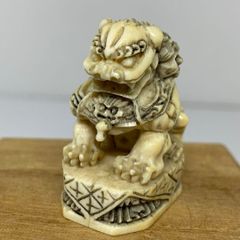 極上　牛根付 トヒオ　33g 東S8-0523☆2F 極上 牛根付 トヒオ 33g 東S8-0523☆2F - メルカリ