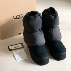 2025年最新】レッグウォーマー UGGの人気アイテム - メルカリ