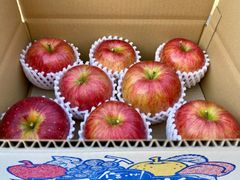 信州産「赤田の家」シナノスィート　8個3k箱