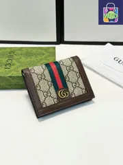 【今日特価】Gucci グッチ 最新ウォレット 頭層小牛皮×PVC素材 作り精巧 多カードポケット 超薄デザインで持ち運び便利